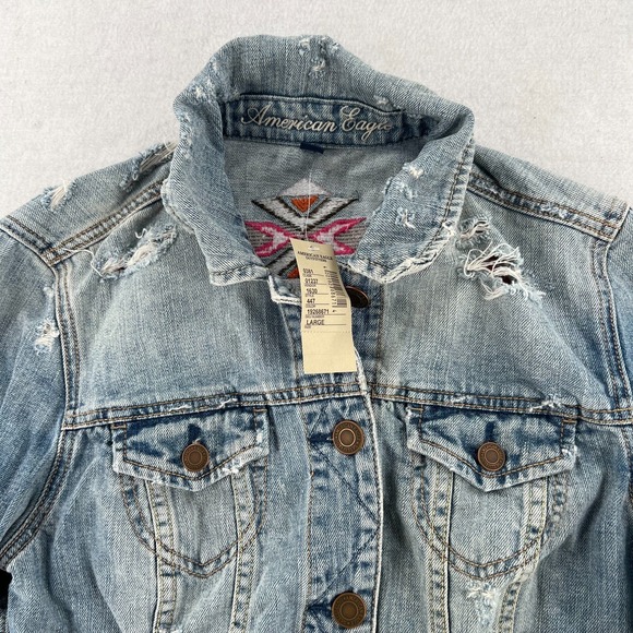 NWT American Eagle Women's Short Distressed Button Up Jean Denim Jacket Size L - Picture 2 of 7